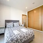 Appartamento Style And Comfort Close To Ponta Da Piedade #1941