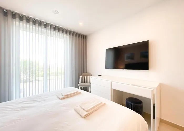 Style And Comfort Close To Ponta Da Piedade #1941